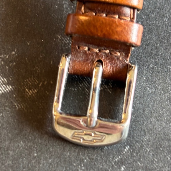 Chevrolet Corvette Ladies Silver Gold Watch 1990's Leather Band Quartz Accuracy - Picture 7 of 14